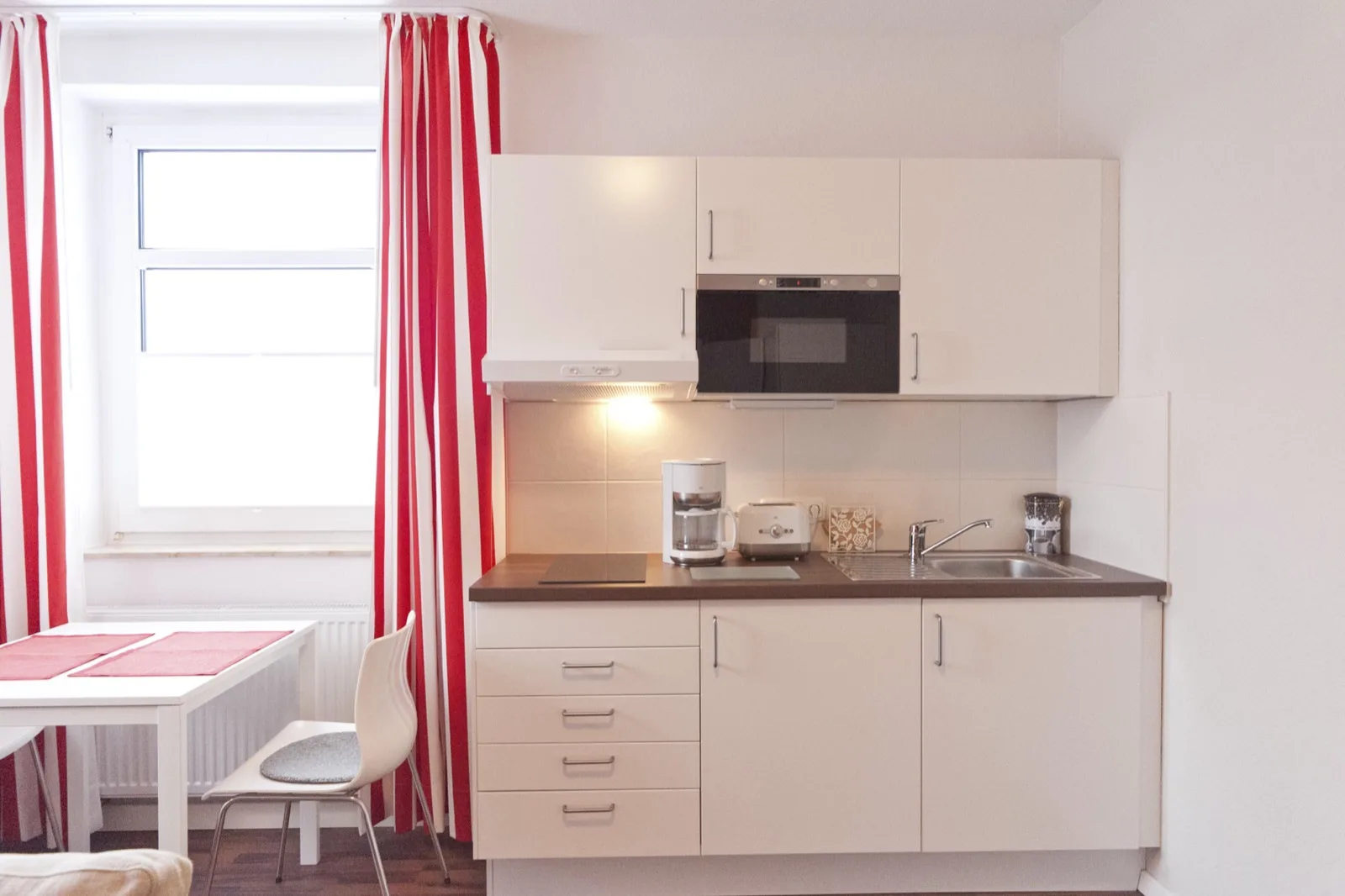 Apartment Rot — Innenansicht 6